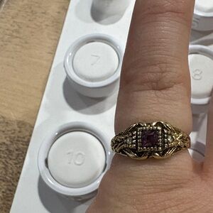 18KGEA Gold and Purple Gemstone Ring